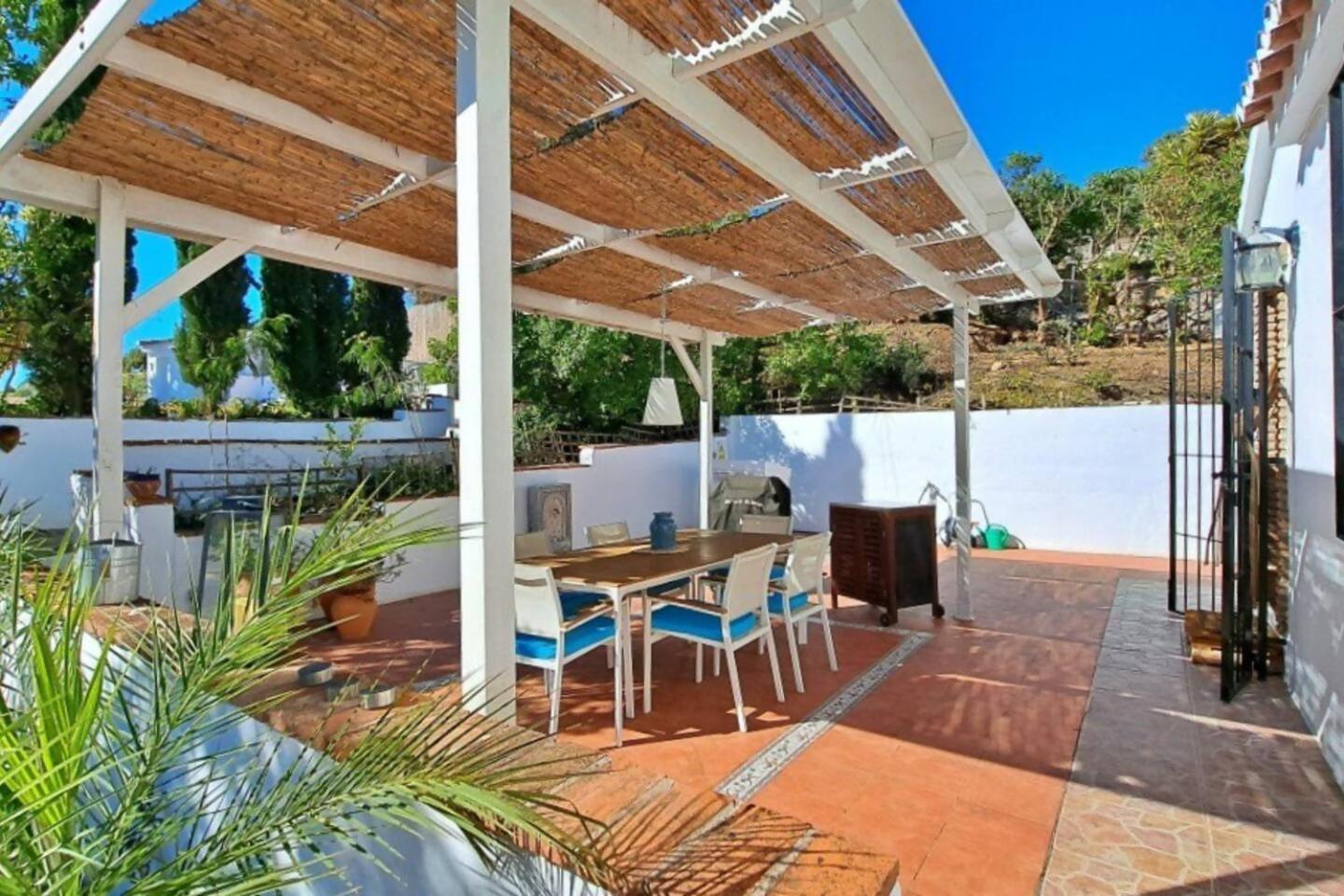 La Perla Andaluza Villa Alcaucin Exterior photo
